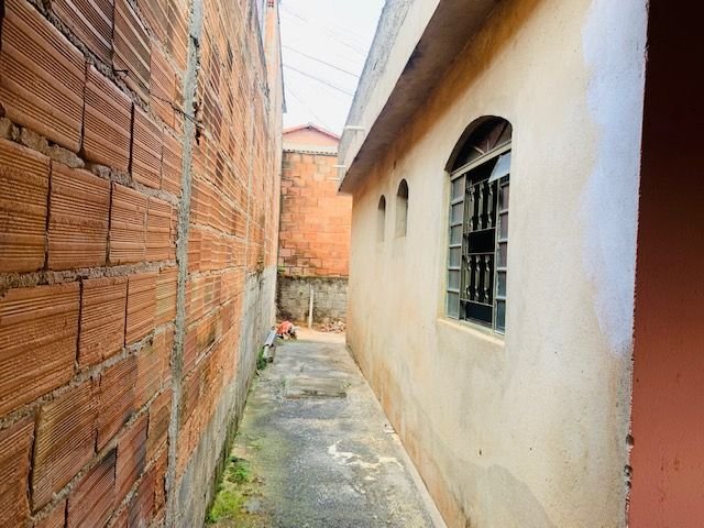 Casa, 2 quartos, 180 m² - Foto 4