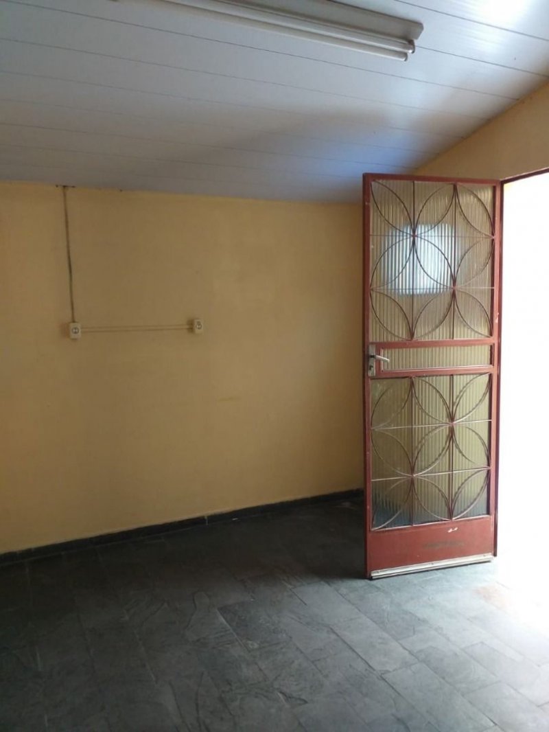 Casa, 1 quarto, 360 m² - Foto 2