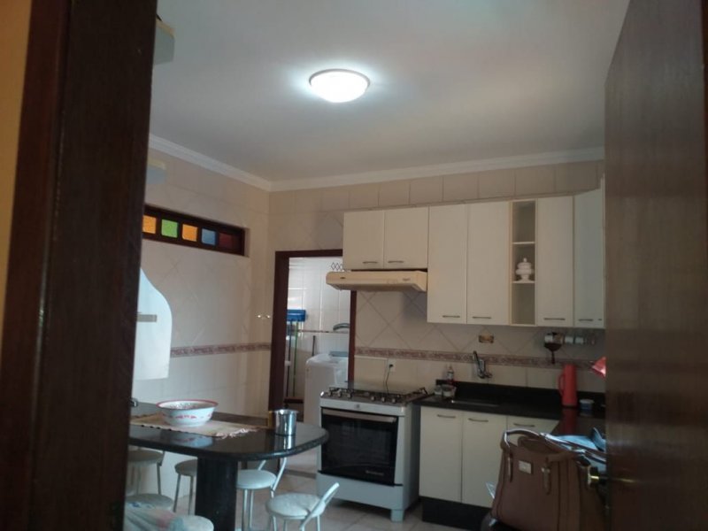 Casa, 1 quarto, 360 m² - Foto 3